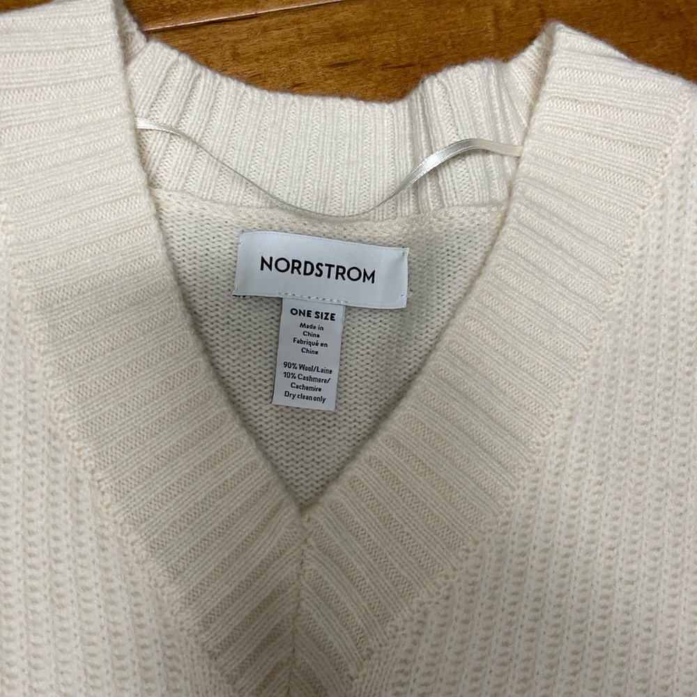 New Nordstrom Sweater Cardigan, One size, white wool, cashmere